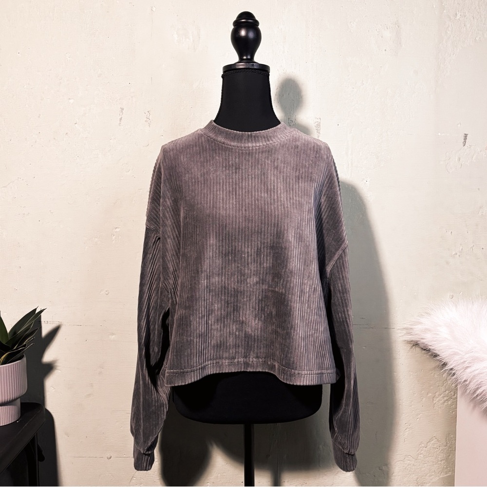 Gray Women's Ribbed Sweater